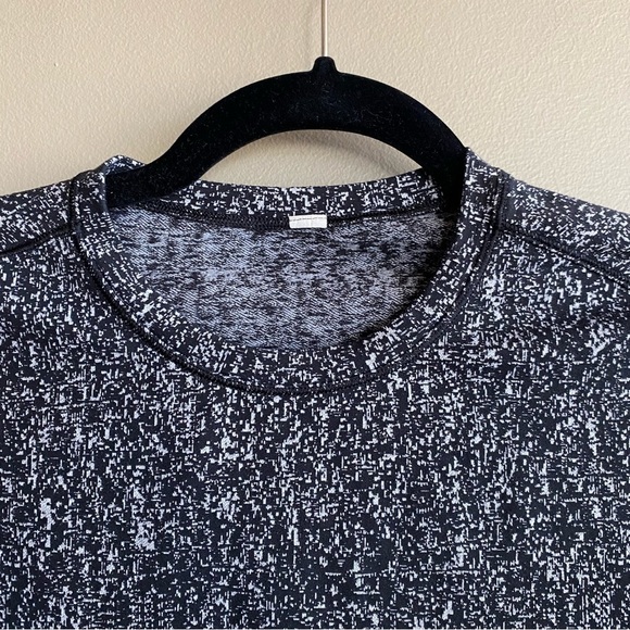 Lululemon Extra Mile Long Sleeve Running Luon Suited Jacquard Black White Size 2 - Picture 5 of 7